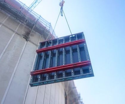 Sichtbeton-Ästhetik dank Mayer Schaltechnik Sichtbeton-Ästhetik dank Mayer Schaltechnik