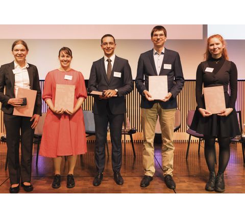 Werner von Siemens Fellows 2025: Five talented researchers honored From left to right: Elena Jordan, Franziska Boenisch, Taha Soliman, Johannes Tiedau, Martha Kalina