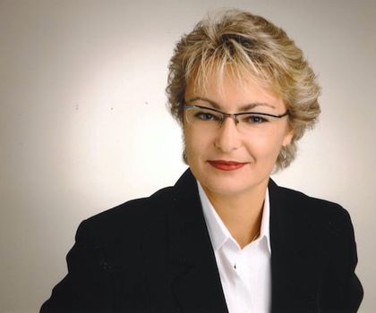 Anja I. Gondolf Anja I. Gondolf