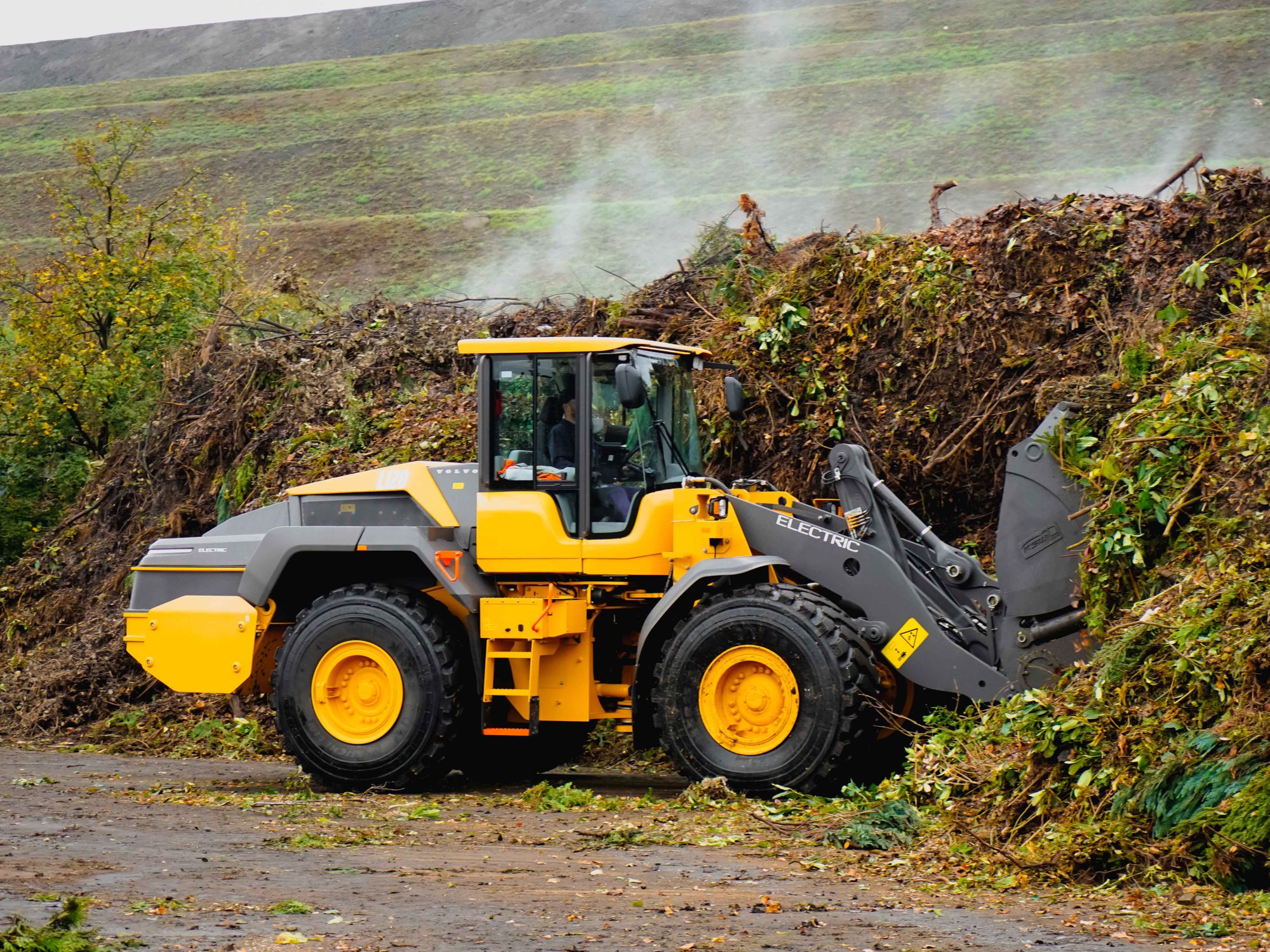 Volvo L120 Electric im Praxistest