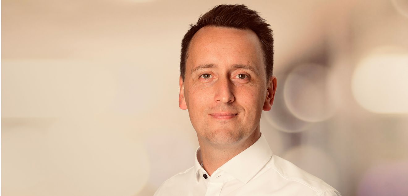 Industrie 4.0: Anforderungen für den erfolgreichen Einsatz von KI Industrie 4.0: Anforderungen für den erfolgreichen Einsatz von KI