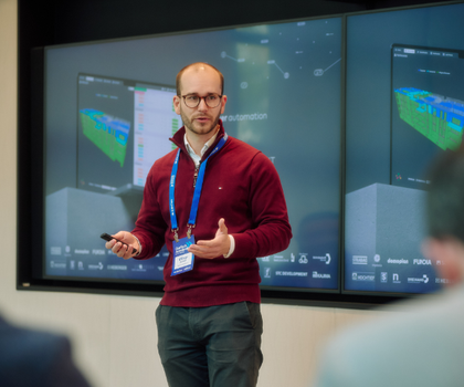 Oliver Eischet, Geschäftsführer von specter automation während der Präsentation in Kanada Oliver Eischet, Geschäftsführer von specter automation während der Präsentation in Kanada