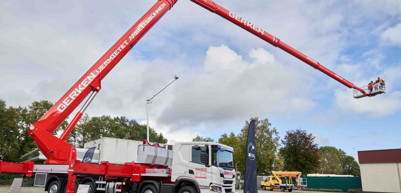 Weltweit agilster 100-Meter-Steiger auf dem Lkw-Arbeitsbühnen-Markt