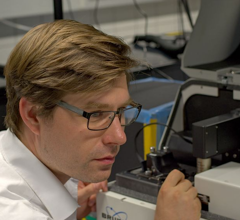 AFM-IR-Mikroskopie neue Berechnungen verbessern Auflösung und Anwendung Georg Ramer Institut für Chemische Technologien und Analytik der TU Wien
