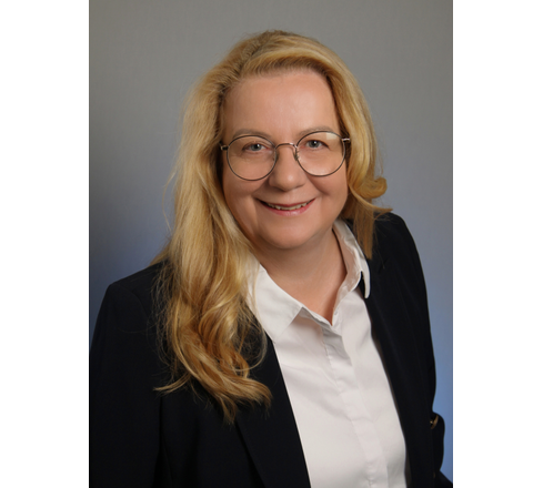 Susanne Walter-Augustin ist neue Kaufmännische Leiterin des Vereins Nationalen Forschungsdateninfrastruktur (NFDI) e.V. Susanne Walter-Augustin ist neue Kaufmännische Leiterin des Vereins Nationalen Forschungsdateninfrastruktur (NFDI) e.V.