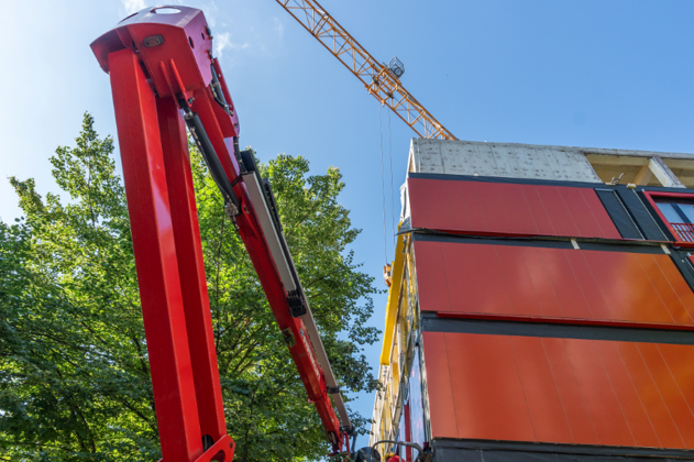 Brüninghoff: Ressourcenschonende Transformation durch Holzaufstockung