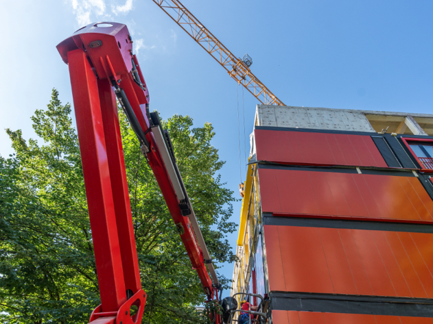 Brüninghoff: Ressourcenschonende Transformation durch Holzaufstockung