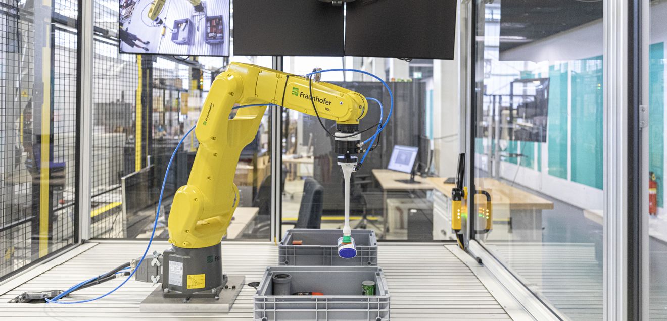 Nachgehakt - bei VDMA und ABB: Das Leuchtturmprojekt RoX Nachgehakt - bei VDMA und ABB: Das Leuchtturmprojekt RoX