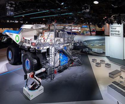 Liebherr erhält Rekordauftrag: 475 Maschinen für Fortescue Mining Der emissionsfreie und autonome T 264 Muldenkipper auf der MINExpo 2024 in Las Vegas