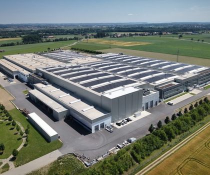 Das Komponentenwerk von Liebherr umfasst nach der zweiten Bauphase rund  69.000 Quadratmeter