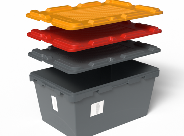 Containers, boxes and pallets: Containers bring movement to Thalia logistics