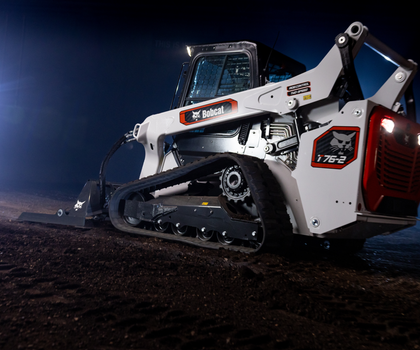 Bobcat modernisiert die R-Serie: Neue Kompaktlader und Kompakt-Raupenlader Bobcat modernisiert die R-Serie: Neue Kompaktlader und Kompakt-Raupenlader