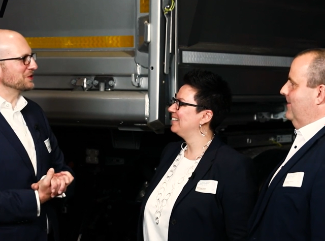 Videointerview mit Meiller's Marketingleiterin und Produktmanager Videointerview mit Meiller's Marketingleiterin und Produktmanager