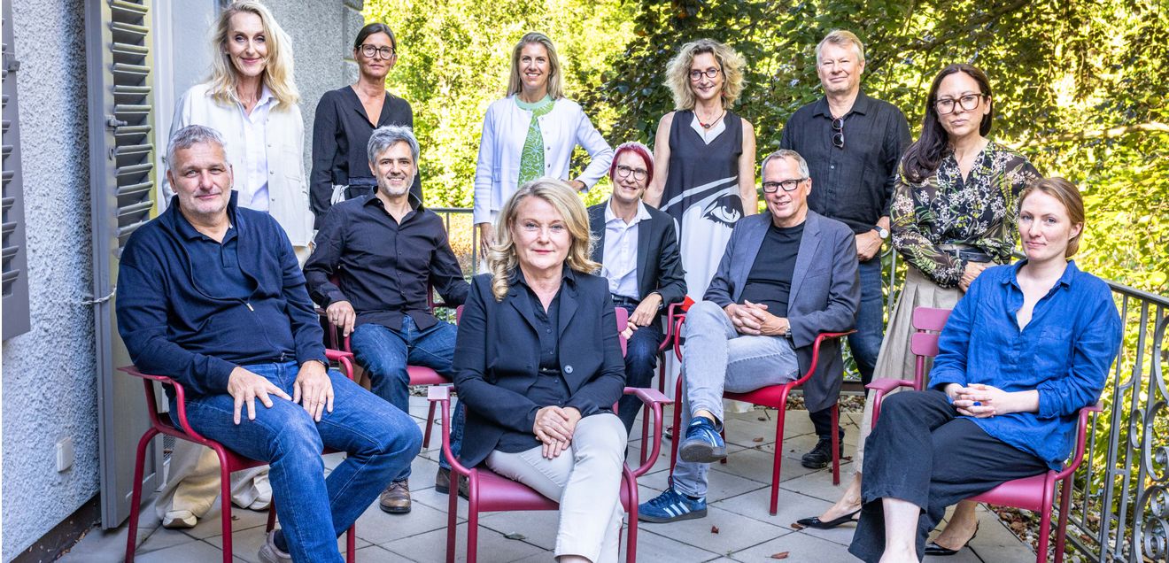 Prof. Lydia Haack bleibt Präsidentin der Bayerischen Architektenkammer Prof. Lydia Haack bleibt Präsidentin der Bayerischen Architektenkammer