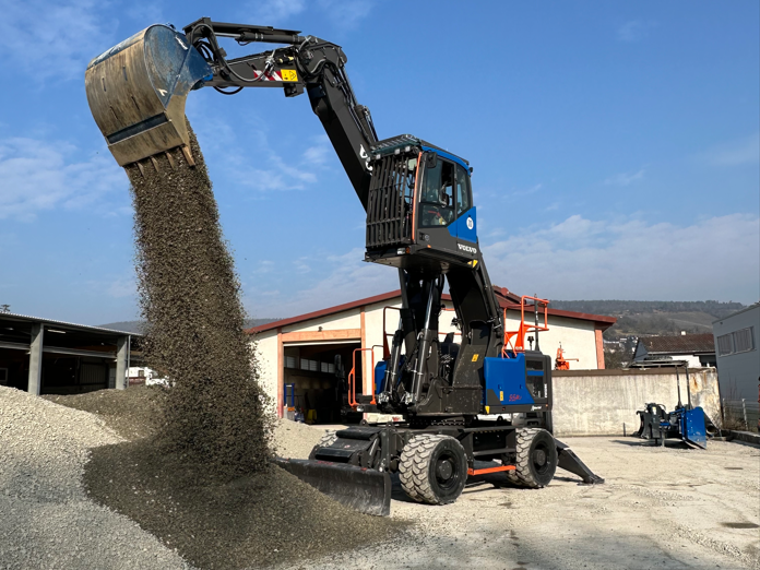 Wie ein einzigartiger Volvo-Mobilbagger die Baumaschinenwelt verändert Wie ein einzigartiger Volvo-Mobilbagger die Baumaschinenwelt verändert