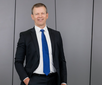Olaf Böckers Chief Financial Officer (CFO) und Mitglied der Geschäftsführung der Grob Gruppe Olaf Böckers Chief Financial Officer (CFO) und Mitglied der Geschäftsführung der Grob Gruppe