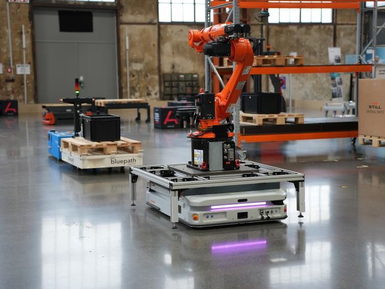Logimat: Interoperability Hub zeigt Lösungsansätze für die mobile Transportrobotik Logimat: Interoperability Hub zeigt Lösungsansätze für die mobile Transportrobotik