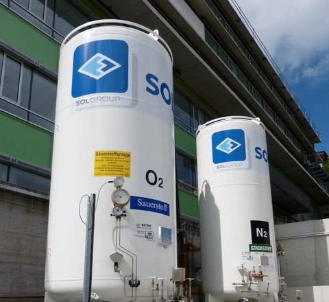 Außentanks für die Bereitstellung von medizinischem Sauerstoff und flüssigem Stickstoff Außentanks für die Bereitstellung von medizinischem Sauerstoff und flüssigem Stickstoff