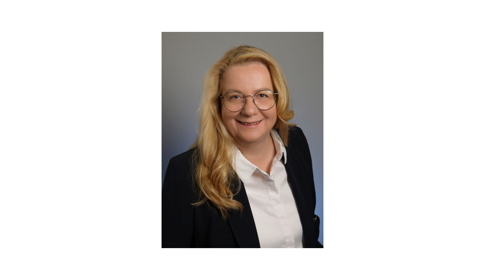 Susanne Walter-Augustin ist neue Kaufmännische Leiterin des Vereins Nationalen Forschungsdateninfrastruktur (NFDI) e.V. Susanne Walter-Augustin ist neue Kaufmännische Leiterin des Vereins Nationalen Forschungsdateninfrastruktur (NFDI) e.V.