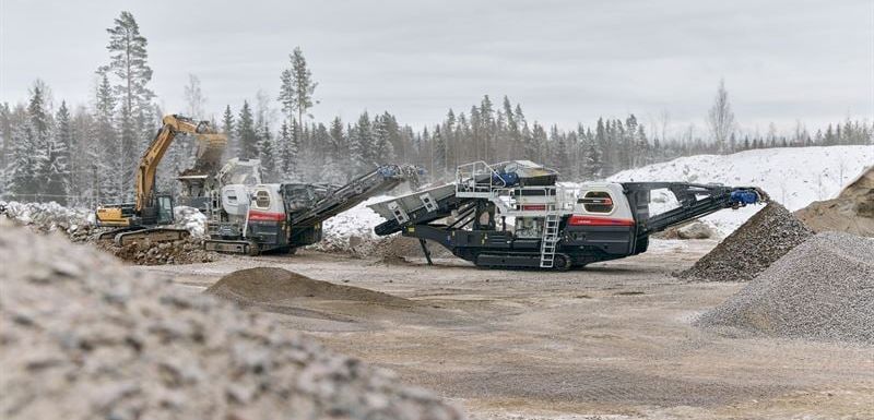 Metso präsentiert die ersten dieselelektrischen Lokotrack EC-Reihe Einheiten Eine dieselelektrische Lokotrack-Maschine von Metso im Einsatz im Steinbruch