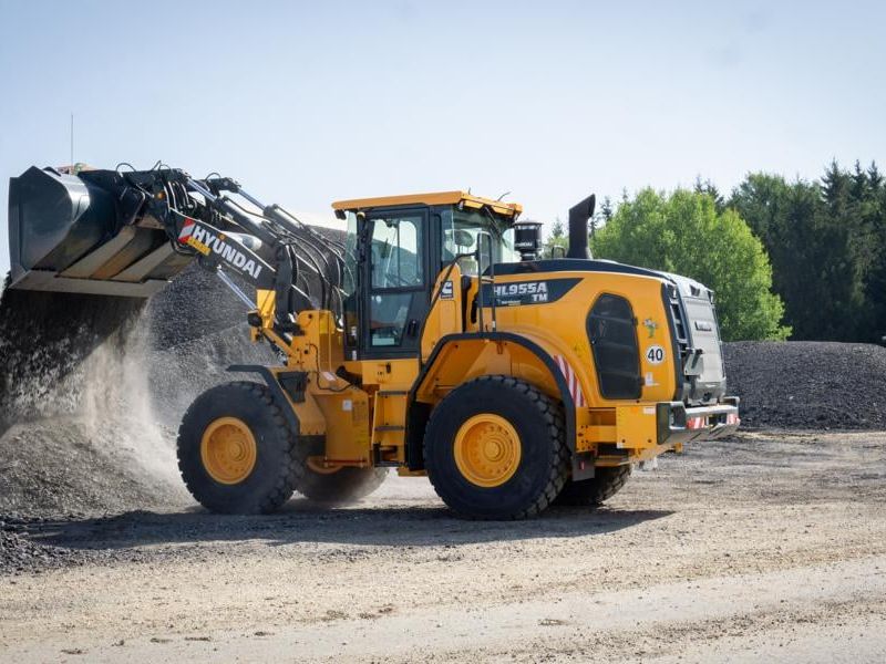 Hyundai HD-Toolmaster-Radlader: Vielseitiger Einsatz bei Bäck Baggerungen in Österreich Hyundai HD-Toolmaster-Radlader: Vielseitiger Einsatz bei Bäck Baggerungen in Österreich