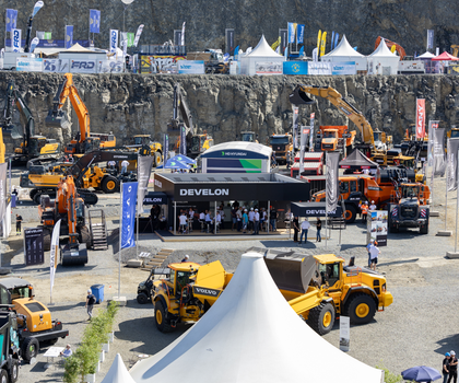Develon auf der steinexpo 2026