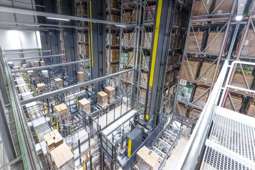 materialfluss Produkte des Jahres 2026: 1. Platz, Kategorie Förder- und Hebetechnik: Automatisiertes Hochregallager von SSI Schäfer materialfluss Produkte des Jahres 2026: 1. Platz, Kategorie Förder- und Hebetechnik: Automatisiertes Hochregallager von SSI Schäfer