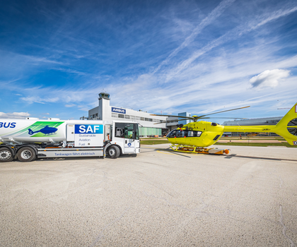 Mercedes-Benz eEconic Mercedes-Benz eEconic und Airbus Helicopter