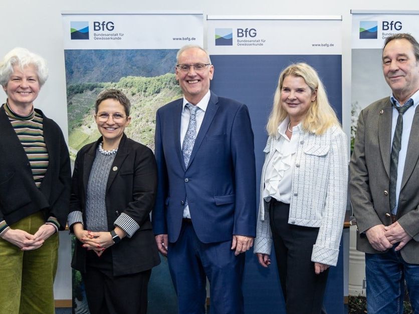 Personengruppe mit BfG-Leiter Dirk Schwardmann