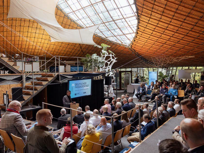 20. Deutscher Fassadentag am ILEK Stuttgart 20. Deutscher Fassadentag am ILEK Stuttgart
