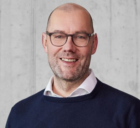 Laurenz Kirchner, Managing Director und Leiter der Data & AI Practice bei Valantic Laurenz Kirchner, Managing Director und Leiter der Data & AI Practice bei Valantic