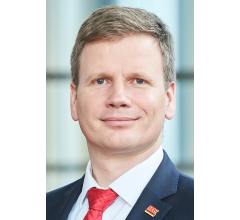 Market development in drive technology: Insights from SEW Eurodrive at SPS 2025 in Nuremberg Heiko Füller, Head of Market and Analysis at SEW Eurodrive Germany