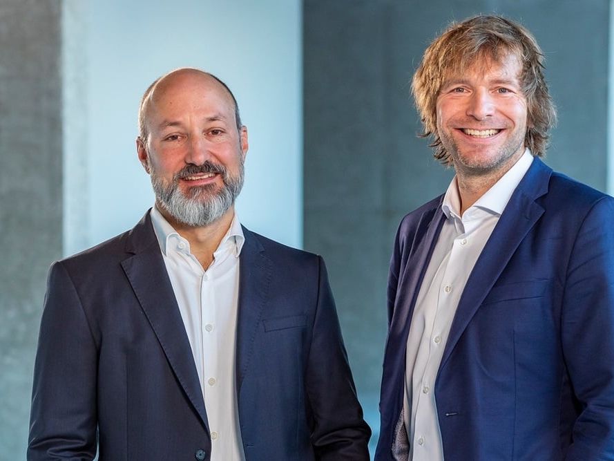 Die Co-CEOs der OneQrew GmbH Die Co-CEOs der OneQrew GmbH