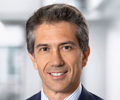 Hochtief steigert operativen Konzerngewinn