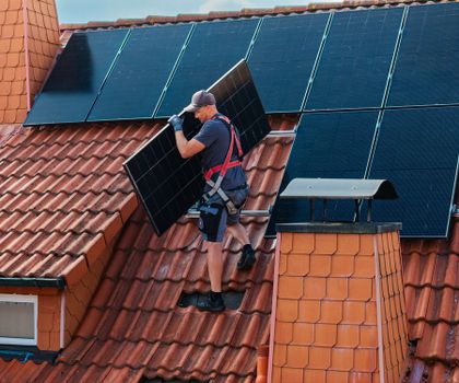 AGR-zertifizierte Photovoltaik-Module erleichtern das Handling