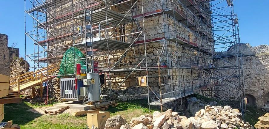 Geda unterstützt Sanierung der Zipser Burg