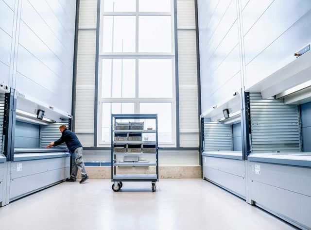 Intralogistik: Hoerbiger automatisiert Kleinteilelager mit Kardex