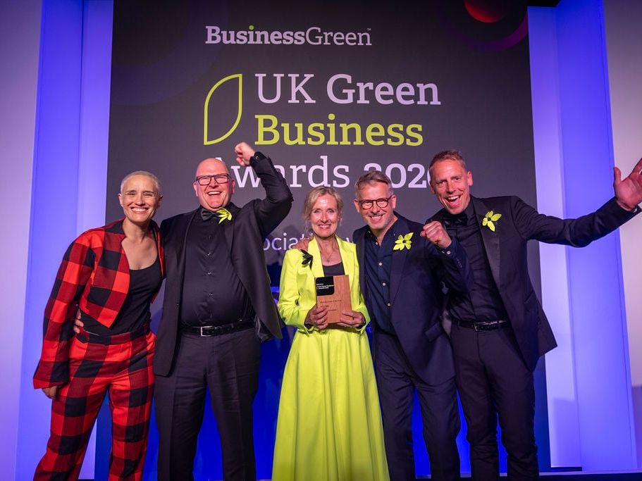 Fristads gewinnt bei den UK Green Business Awards Fristads gewinnt bei den UK Green Business Awards