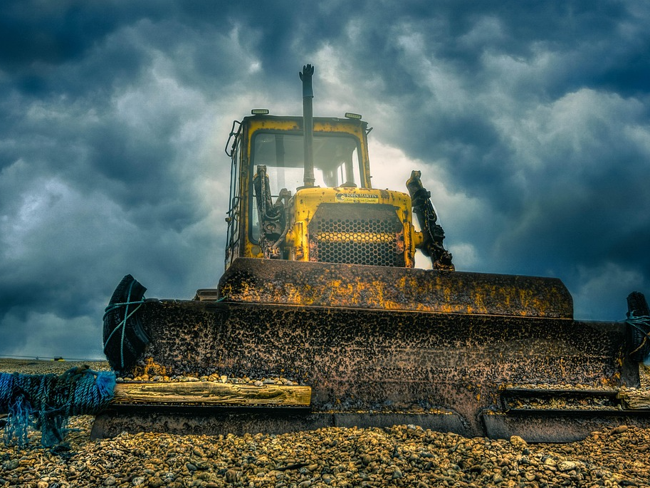 Investitionen in Ladeinfrastruktur und Anschubförderungen werden ausschlaggebend sein, um die Technik kostenseitig tragbar zu machen. Investitionen in Ladeinfrastruktur und Anschubförderungen werden ausschlaggebend sein, um die Technik kostenseitig tragbar zu machen.