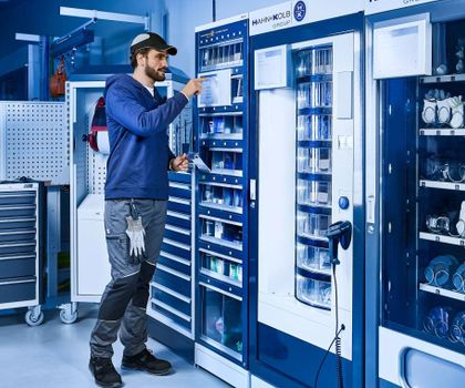 Tools für die Fertigung: Werkzeugausgabe 4.0 – digital und integriert Tools für die Fertigung: Werkzeugausgabe 4.0 – digital und integriert
