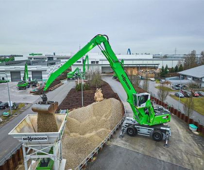 Anspruchsvolle Anwendungen Neuer Umschlagbagger SENNEBOGEN 850 G-Serie mit Hybridsystem