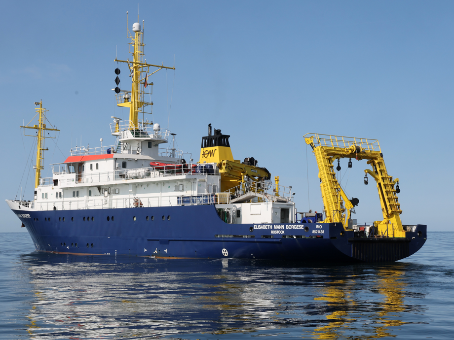 Kühlungsborn: Das Forschungsschiff "Elisabeth Mann Borgese" des Leibniz-Institut für Ostseeforschung Warnemünde (IOW)