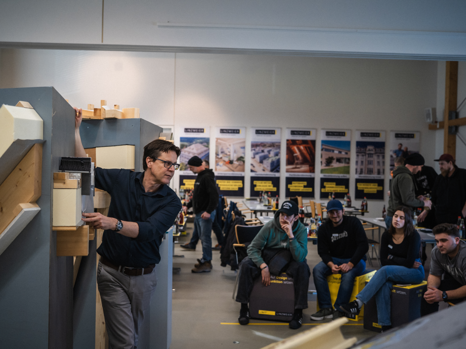 Andreas Däbel, Leiter der Anwendungstechnik Linzmeier Andreas Däbel, Leiter der Anwendungstechnik Linzmeier