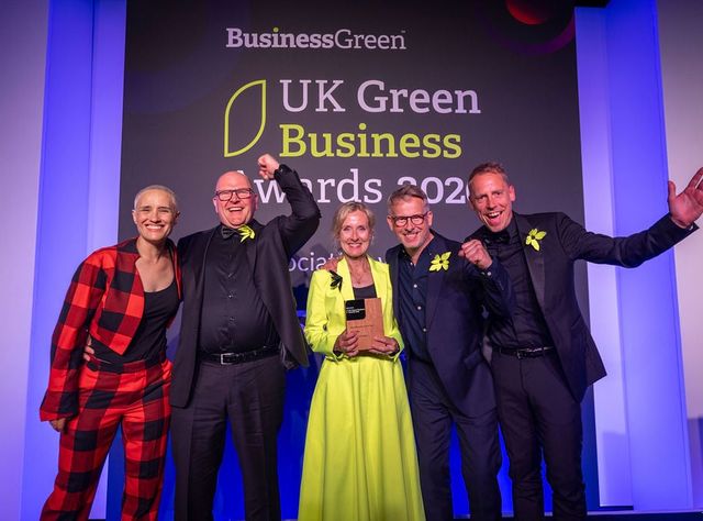 Fristads gewinnt bei den UK Green Business Awards