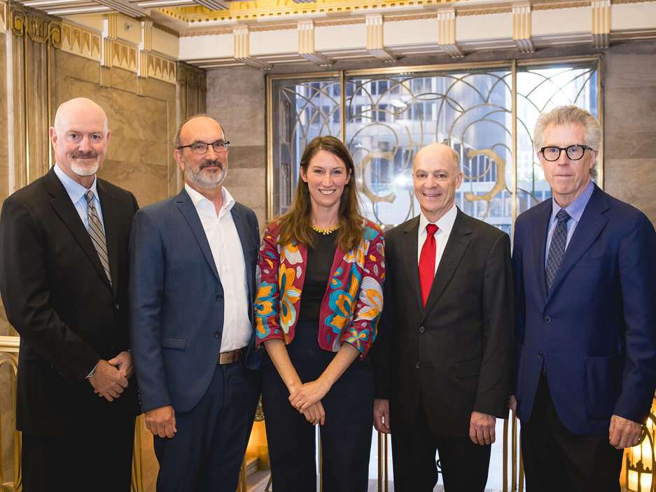 Preisträgerin und Jury Eppendorf Foto von rechts nach links: Dennis Barger, Eppendorf, Axel Jahns, Eppendorf, Laura Seeholzer, UCSF Prize Winner, Peter Stern, Science AAAS, Bill Moran, Science AAAS
