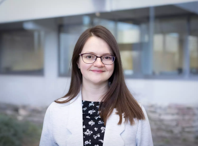 Dr. Maria Sokolova Dr. Maria Sokolova