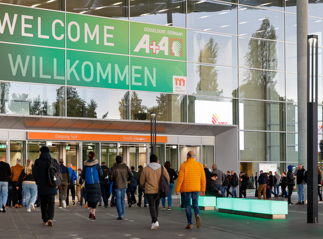 A+A Fachmesse - Eingangsbereich an der Messe Düsseldorf A+A Fachmesse - Eingangsbereich an der Messe Düsseldorf