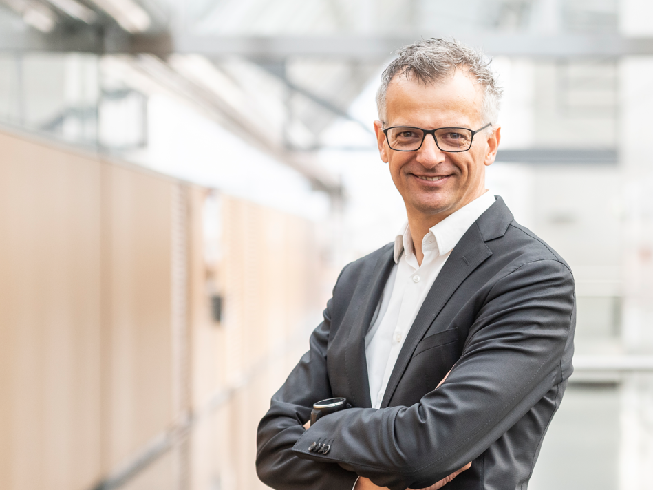 Was Führungskräfte von Extremsportlern lernen können - Professor Kurt Matzler im Interview Kurt Matzler, Professor für Strategisches Management und Leadership an der Universität Innsbruck, zählt zu den weltweit meistzitierten Forschern seines Fachgebiets.
