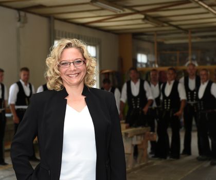 Unternehmerin Tanja Schöller empfiehlt hierzu die Teilnahme am “Betriebsvergleich“. Unternehmerin Tanja Schöller