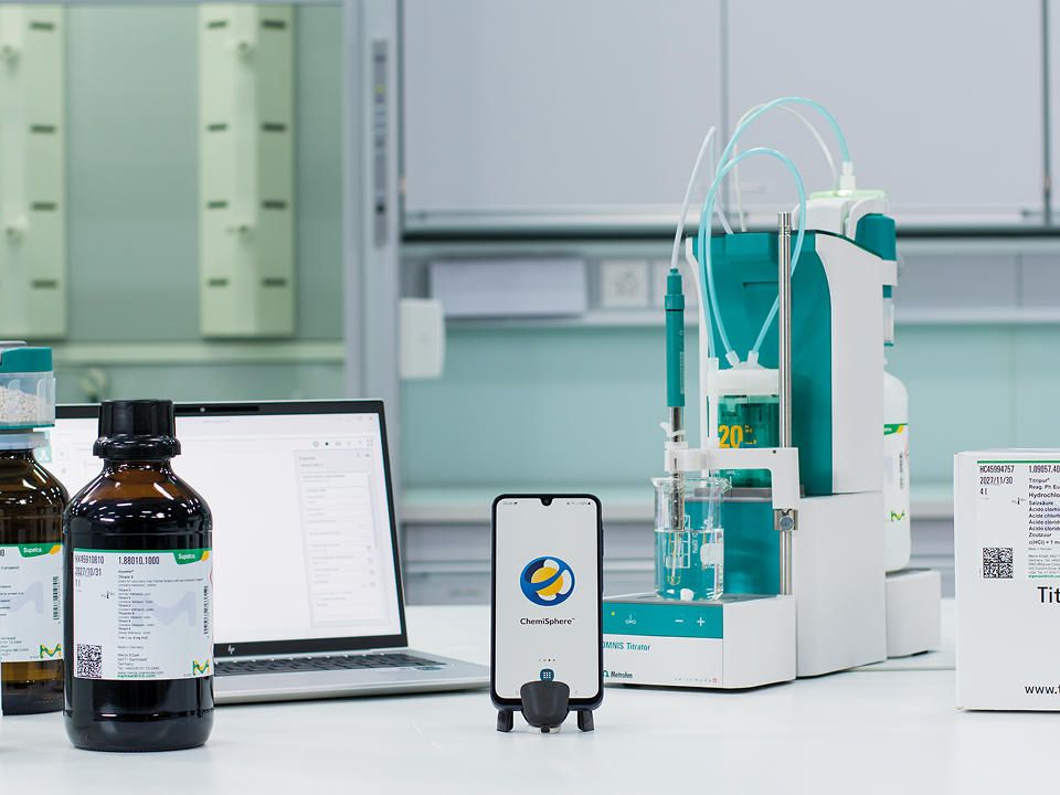 Aquastar, ChemiSphere und Titripur Digitale Schnittstelle zwischen Reagenzienflasche und Titrator